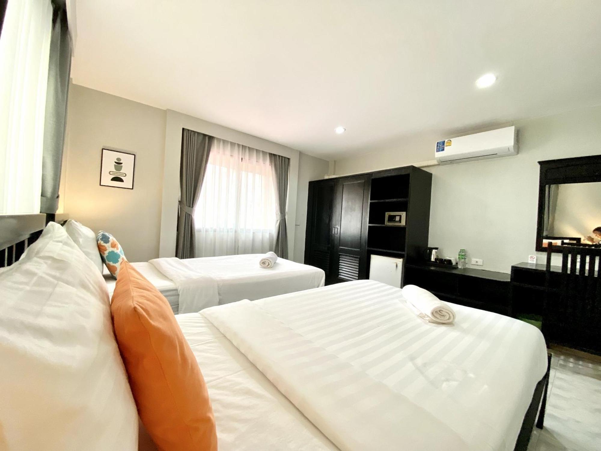 Beachwalk Minotel Patong Eksteriør bilde