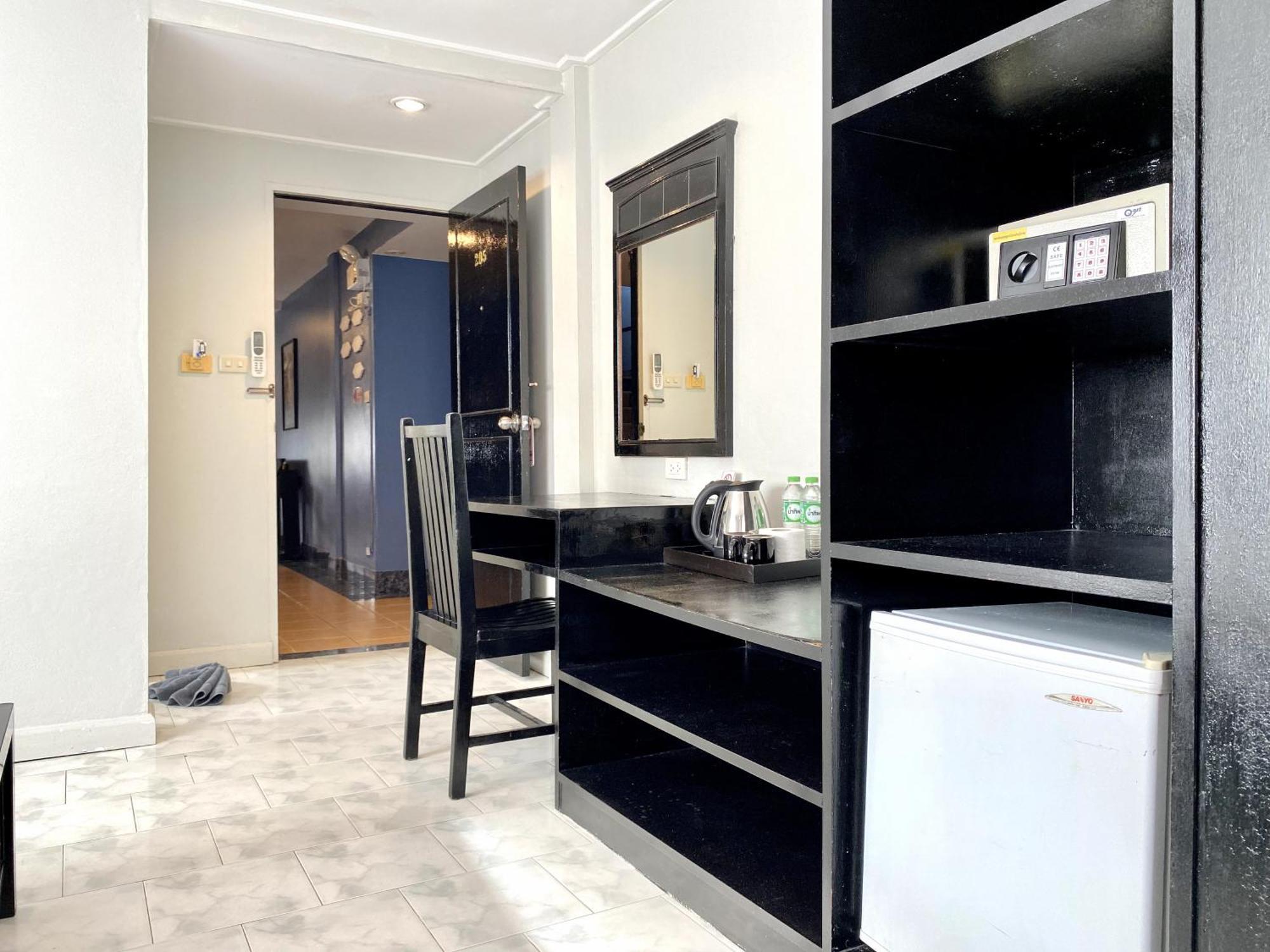 Beachwalk Minotel Patong Eksteriør bilde