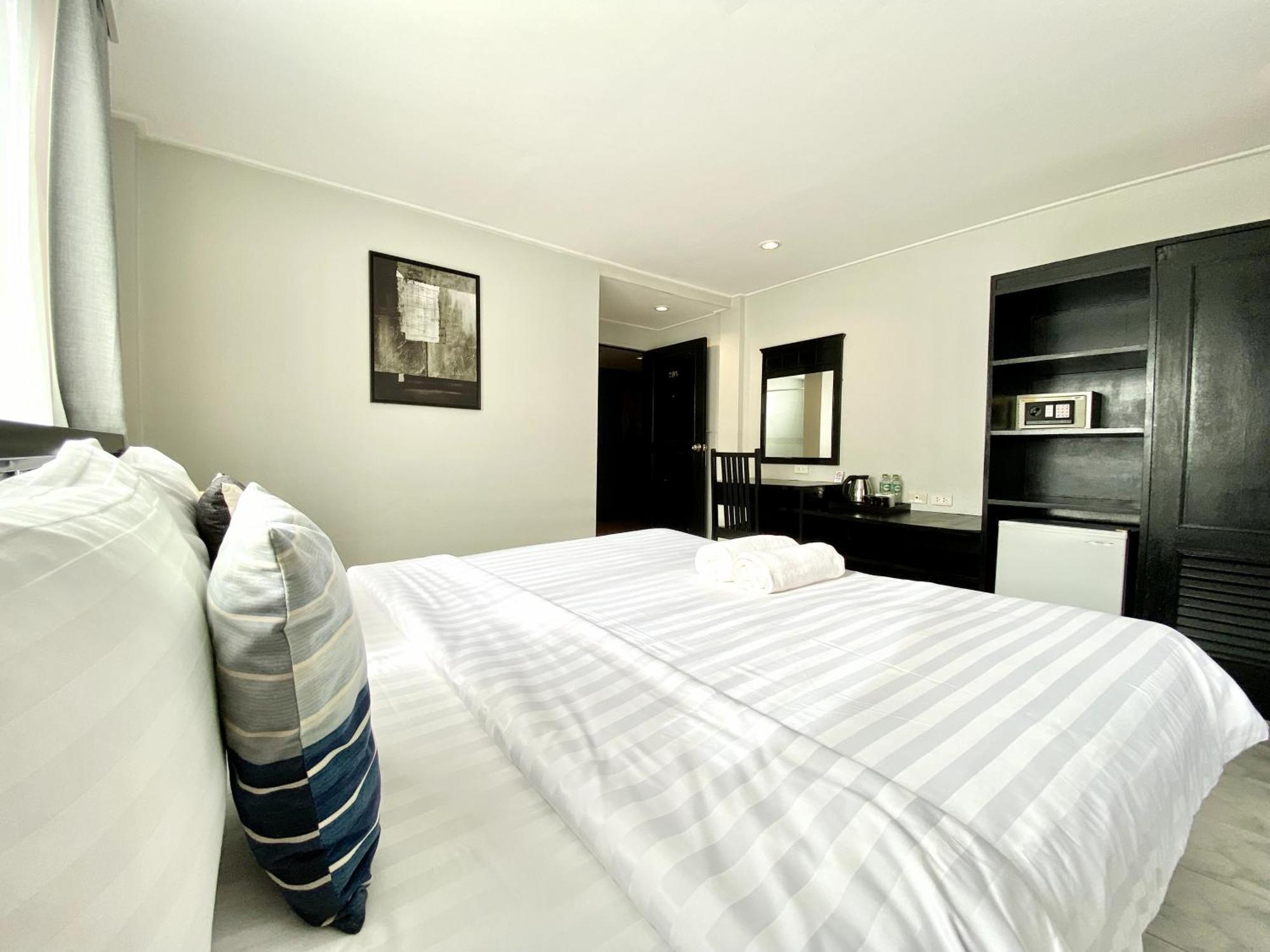 Beachwalk Minotel Patong Eksteriør bilde